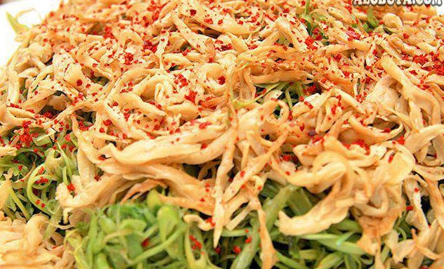 Hai tản văn của Đinh T&uacute; Anh (Quảng Ninh)