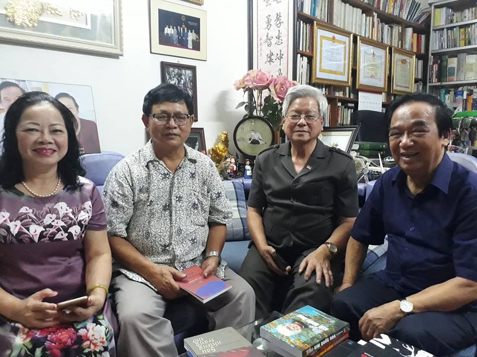 Người "chống lưng" cho nh&agrave; b&aacute;o Kim Quốc Hoa