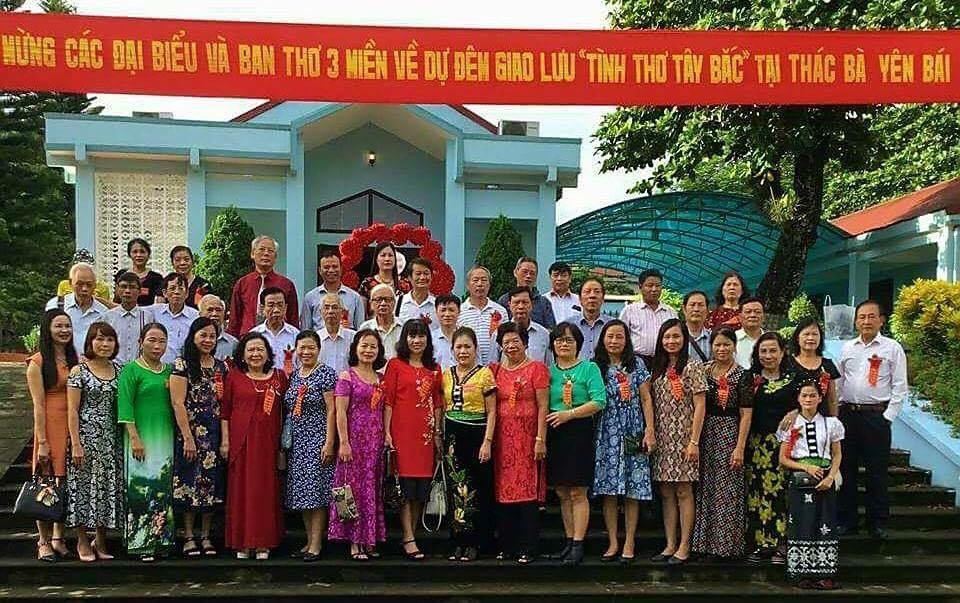 Trang thơ CLB Thơ FB Y&ecirc;n B&aacute;i