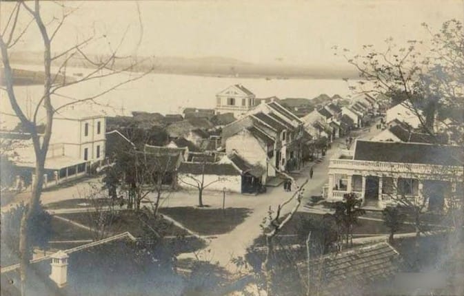 Đường xưa lối cũ