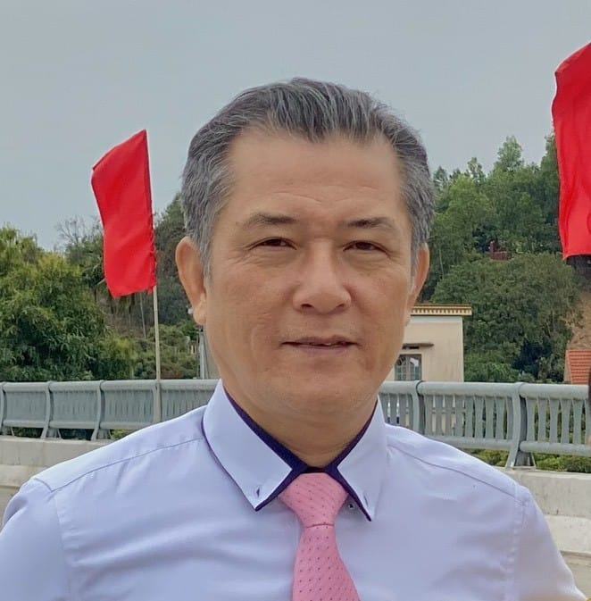 Kh&uacute;c t&igrave;nh ru