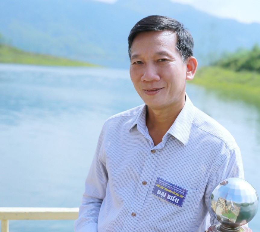 Chùm thơ của Tấn Văn (Đắk Lắk).